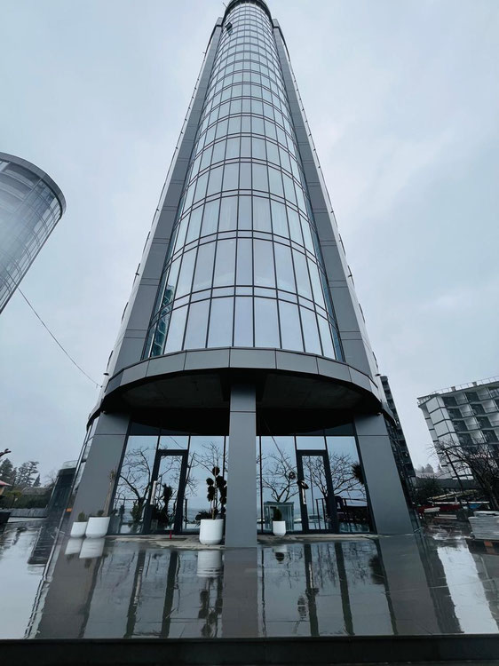 出售 Tropical garden 的公寓 — 来自开发商和业主的房地产搜索引擎 GEOLN.COM. 照片 1