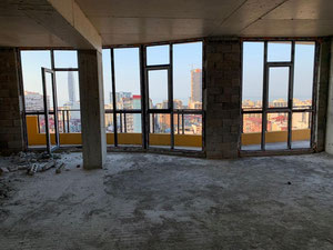 Batum'da beyaz çerçeve — Sahiplerden yada inşaatcilardan mülkiyet arama GEOLN.COM. Fotoğraf 5