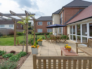 Real estate in Emmeline Lodge — look at the real estate search engine GEOLN.COM. Photo 3