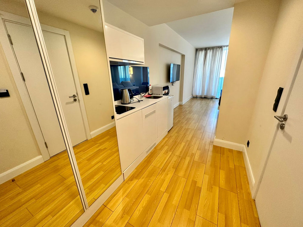 出售巴图米的公寓 — 来自开发商和业主的房地产搜索引擎 GEOLN.COM. 照片 1