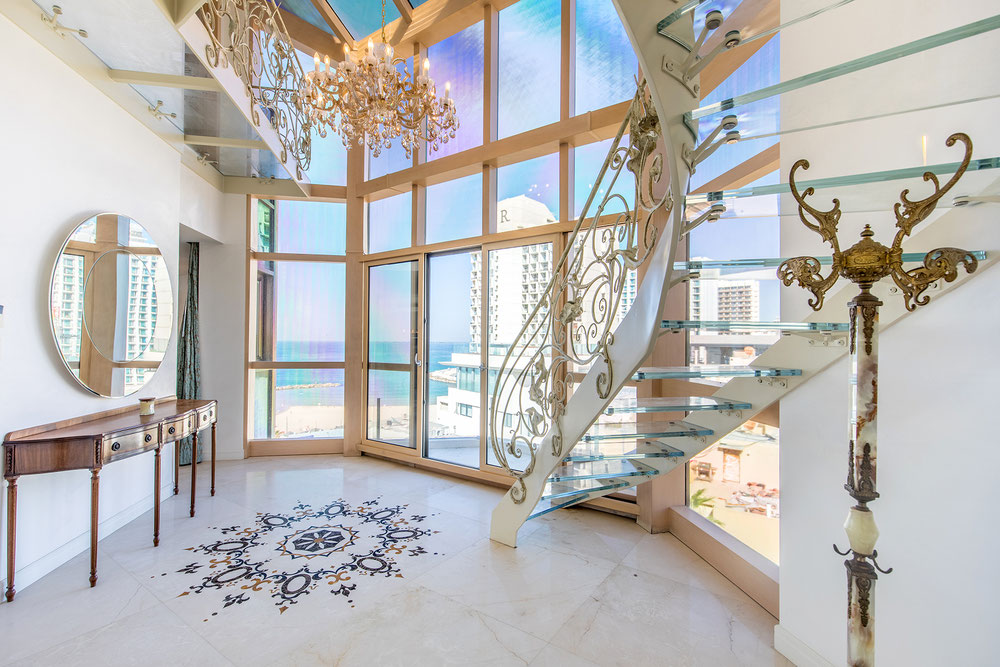 Шикарний пентхаус біля моря в Тель-Авіві — Пошуковик нерухомості від забудовників і власників GEOLN.COM. Фото 1