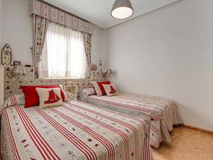 Townhouse 3 საძინებელი 153 m² ტორრევიაში, ესპანეთი — უძრავი ქონების ყიდვა და მფლო ბელებისგან GEOLN.COM. ფოტო 11