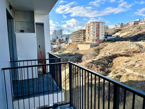 Birinci sınıf yeni bir binada (Simetria Lisi) 52 m2 satılık daire — Sahiplerden yada inşaatcilardan mülkiyet arama GEOLN.COM. Fotoğraf 14