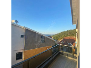 Dúplex 3+1 en venta de propietario — Encuentre propiedades fuera del plan o reventa de bienes inmuebles directamente de desarrolladores y propietarios GEOLN.COM. Foto 14