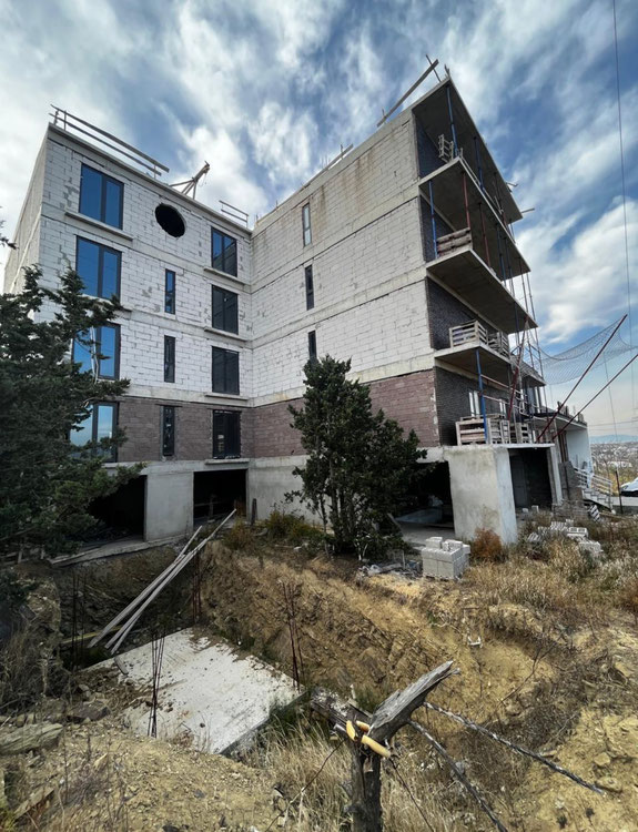 פרויקט מלון אלטו סקייביו ומלון דירות — חיפוש נדל"ן מפרטי ומקבלן GEOLN.COM. תמונה 1