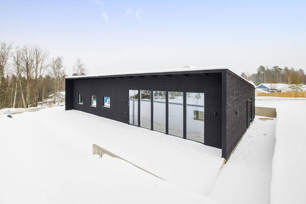 房地产在 Svanasvagen 2B — look at the real estate search engine GEOLN.COM. 照片 1