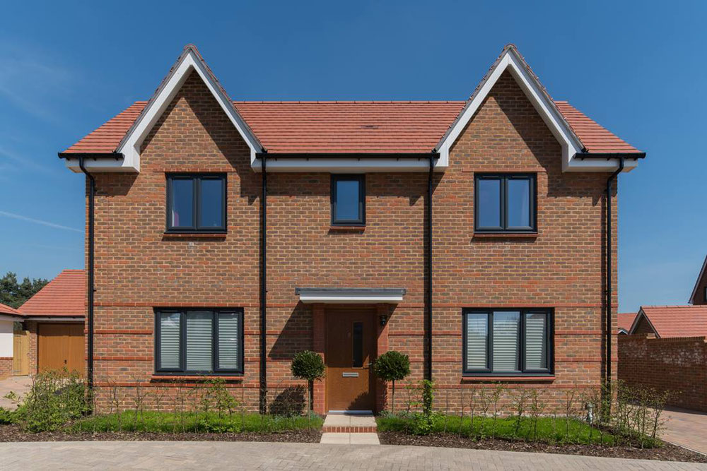 房地产在 Nightingale Fields at Arborfield Green — look at the real estate search engine GEOLN.COM. 照片 1