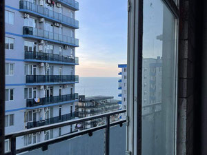 巴统黑框 — 来自开发商和业主的房地产搜索引擎 GEOLN.COM. 照片 9