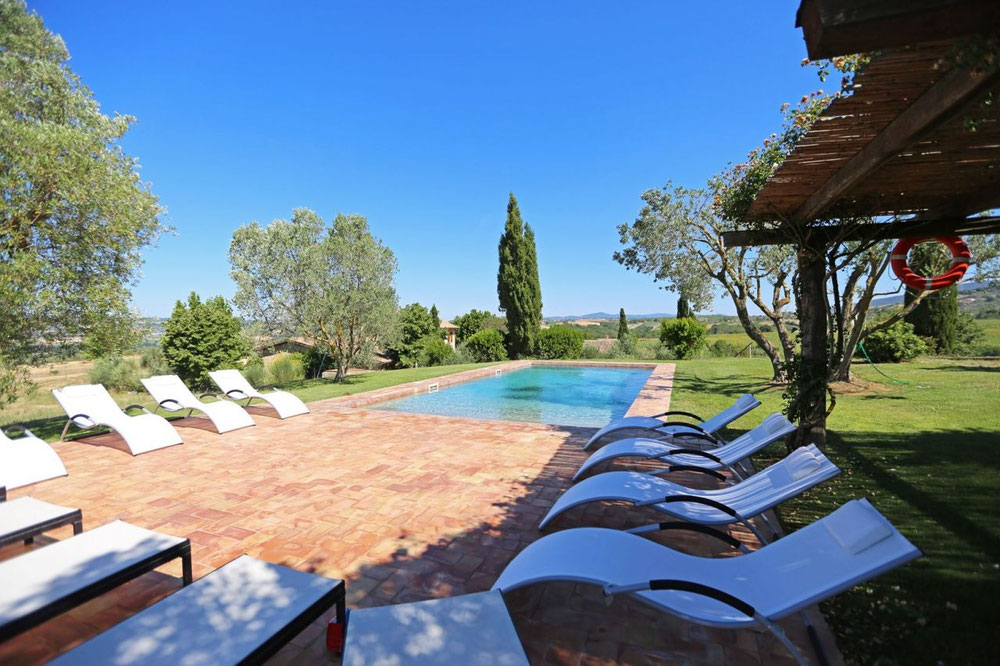 山中别墅、湖边别墅、郊区别墅、意大利森林中、翁布里亚、奥维多 — 来自开发商和业主的房地产搜索引擎 GEOLN.COM. 照片 1