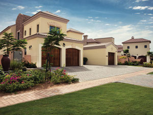 Real estate in Redwood Avenue Villas — look at the real estate search engine GEOLN.COM. Photo 5