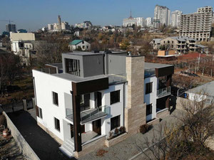 奥尔塔查尔的私人住宅。买房子在第比利斯，奥尔塔卡拉 — 来自开发商和业主的房地产搜索引擎 GEOLN.COM. 照片 4