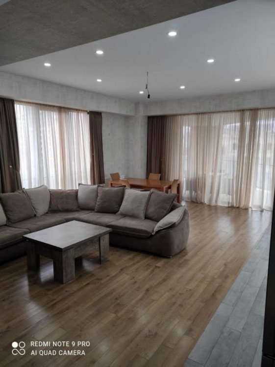 3房出售 — 来自开发商和业主的房地产搜索引擎 GEOLN.COM. 照片 1