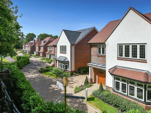 Real estate in Leighwood Fields — look at the real estate search engine GEOLN.COM. Photo 2