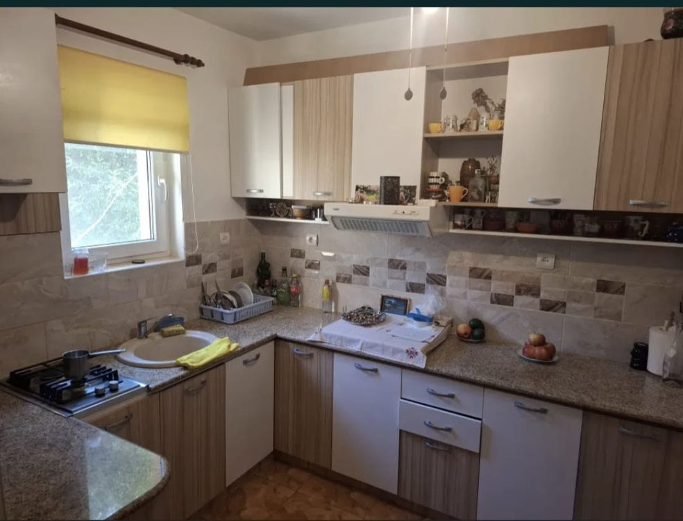 For sale house in Romania — Find off-plan property or real estate resale directly from developers and owners GEOLN.COM. Photo 1