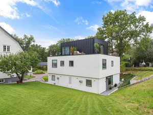 נדל"ן ב Berghamnsvagen 61A — עיין במנוע חיפוש הנדל"ן GEOLN.COM. תמונה 2