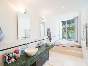 تاون هاوس غرفتين نوم 350 متر مربع في سييرا بلانكا ، إسبانيا — ابحث عن عقار قيد الإنشاء أو عقار معاد بيعه مباشرة من المطورين والملاك GEOLN.COM. صورة فوتوغرافية 9