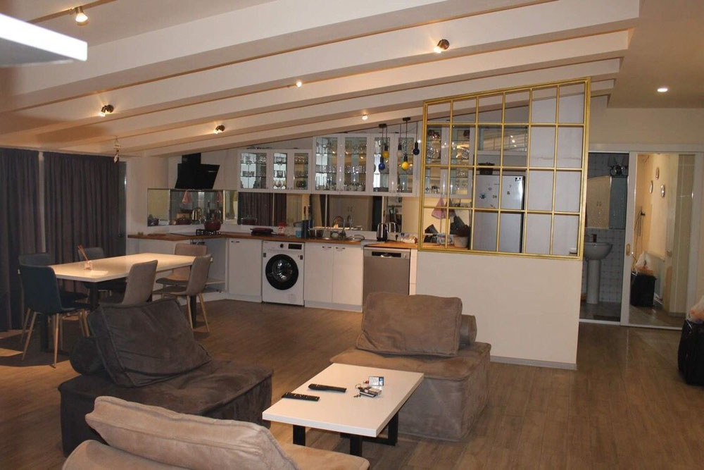 4房公寓出售 — 来自开发商和业主的房地产搜索引擎 GEOLN.COM. 照片 1