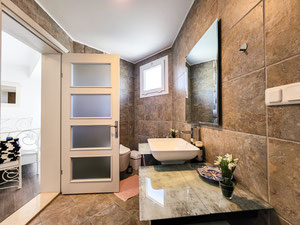 Villa mit Meerblick — Immobilien-Suchservice von Bauträgern und Eigentümern GEOLN.COM. Foto 8