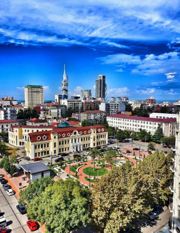 四房公寓出售 — 来自开发商和业主的房地产搜索引擎 GEOLN.COM. 照片 1