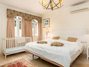 Villa 5 bedrooms 430 m² in Elviria, Spain — Find off-plan property or real estate resale directly from developers and owners GEOLN.COM. Photo 29