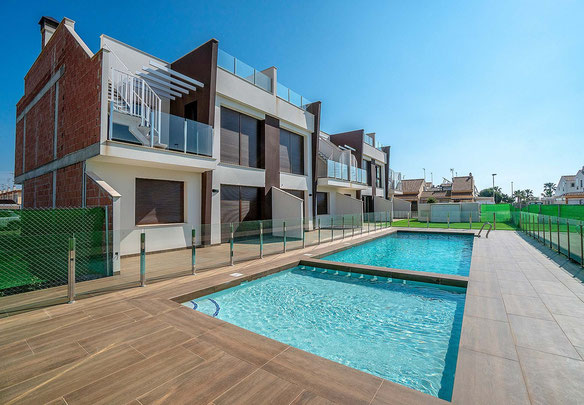 Bungalow 2 sypialnie 64 m² w Lo Pagan, Hiszpania