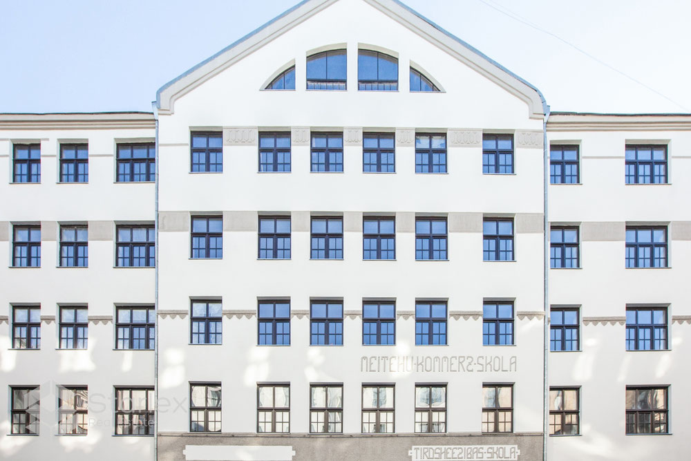 Нерухомість в Schoolhouse Loft — дивіться на пошуковику нерухомості GEOLN.COM. Фото 1