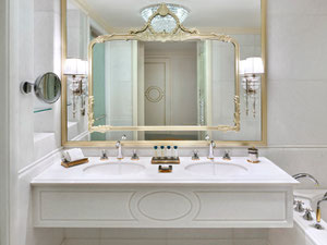 房地产在 Emerald Palace Kempinski Hotel — look at the real estate search engine GEOLN.COM. 照片 10