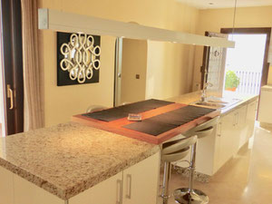 Villa 6 bedrooms 950 m² in Montemayor, Spain — Find off-plan property or real estate resale directly from developers and owners GEOLN.COM. Photo 16