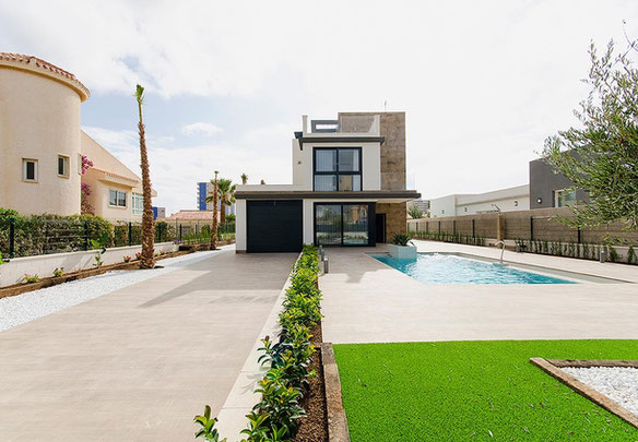 Villa 4 bedrooms 153 m² in Playa Honda, Spain