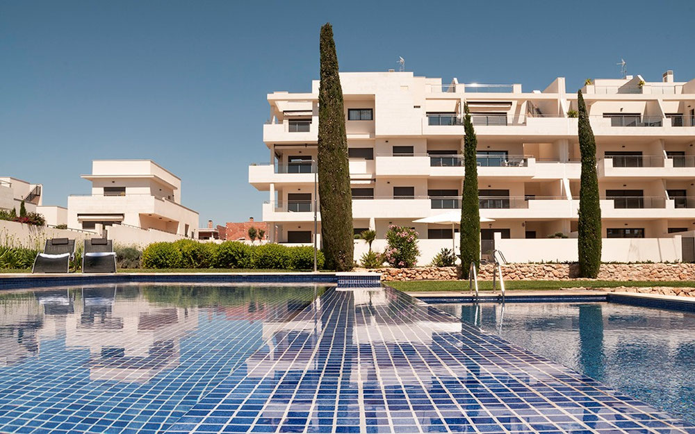 顶层公寓 2 卧室 75 平方米，位于西班牙拉泽尼亚 — 来自开发商和业主的房地产搜索引擎 GEOLN.COM. 照片 1