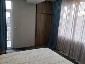 דירת 4 חדרים באורטצ'לה. דירה ללא מתווך בטביליסי — חיפוש נדל"ן מפרטי ומקבלן GEOLN.COM. תמונה 11