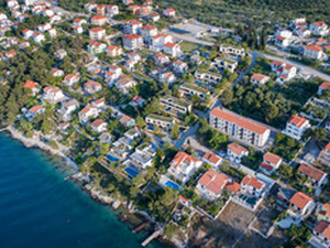 Нерухомість в LUXURY RESORT  — дивіться на пошуковику нерухомості GEOLN.COM. Фото 3