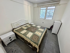 Didim Efeler Mahallesi Venta Urgente de Apartamento 2+1 con Piscina y Amueblado — Encuentre propiedades fuera del plan o reventa de bienes inmuebles directamente de desarrolladores y propietarios GEOLN.COM. Foto 8