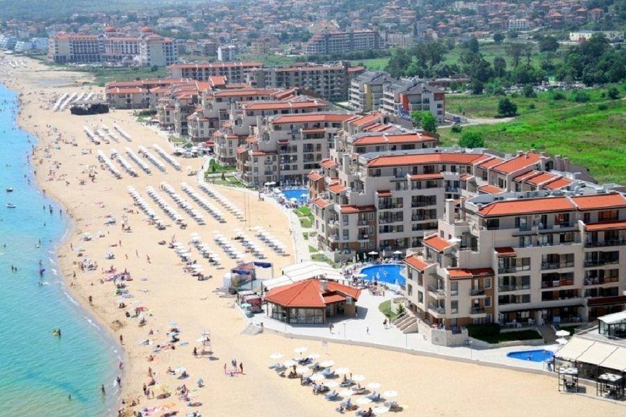 Apartments by the sea in Bulgaria, Obzor — Find off-plan property or real estate resale directly from developers and owners GEOLN.COM. Photo 1