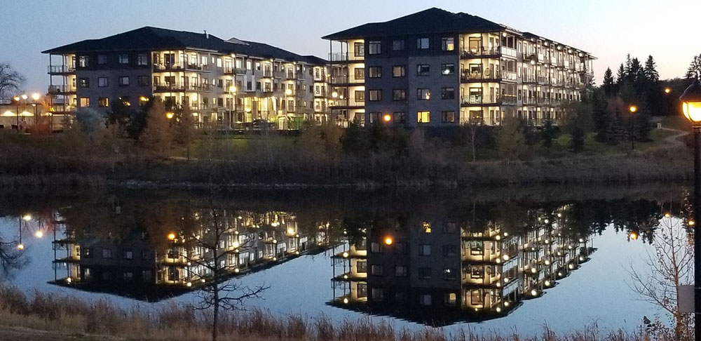 Real estate in Veritas — look at the real estate search engine GEOLN.COM. Photo 1