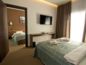 BATUMI GÜRCİSTAN'DA KENDİ PLAJ KENARI HAZIR 4 YILDIZLI OTEL İŞİNİZİ SAHİBİ OLUN — Sahiplerden yada inşaatcilardan mülkiyet arama GEOLN.COM. Fotoğraf 6