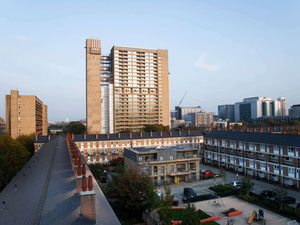 房地产在 Balfron Tower — look at the real estate search engine GEOLN.COM. 照片 3