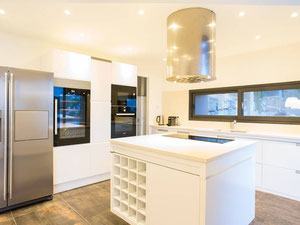 郊区的别墅，在西班牙，加泰罗尼亚，巴塞罗那的海边 — 来自开发商和业主的房地产搜索引擎 GEOLN.COM. 照片 5