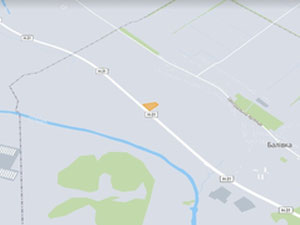 Vendo un terreno para la construcción de una gasolinera o un complejo de carretera. — Encuentre propiedades fuera del plan o reventa de bienes inmuebles directamente de desarrolladores y propietarios GEOLN.COM. Foto 3