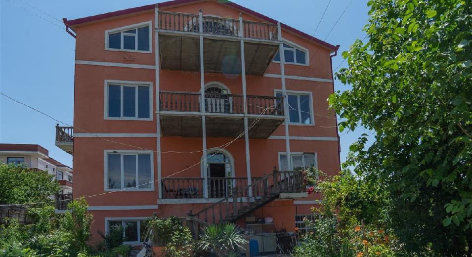 Private house in Ivertubani. Buy a house in Tbilisi, Ivertubani — Find off-plan property or real estate resale directly from developers and owners GEOLN.COM. Photo 1