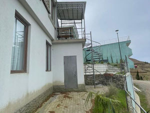 在 Gonio 山区出售的房子 — 来自开发商和业主的房地产搜索引擎 GEOLN.COM. 照片 7