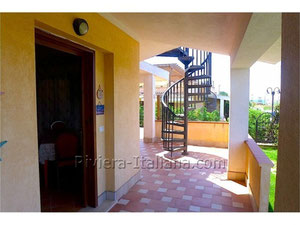 Вілла біля моря в Італії, Калабрія, Цирелла — Пошуковик нерухомості від забудовників і власників GEOLN.COM. Фото 4