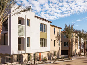 房地产在 South Cove — look at the real estate search engine GEOLN.COM. 照片 3