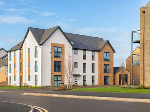 Real estate in Ladden Garden Village  — look at the real estate search engine GEOLN.COM. Photo 2