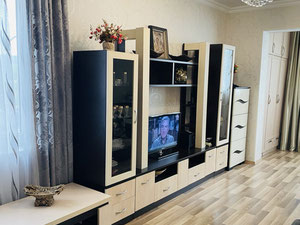 იყიდება 2 ოთახიანი ბინა (არა სტუდიო) — უძრავი ქონების ყიდვა და მფლო ბელებისგან GEOLN.COM. ფოტო 2