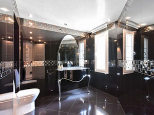 Villa en la montaña, en el campo, en las afueras, junto al mar en España, Andalucía, Marbella — Encuentre propiedades fuera del plan o reventa de bienes inmuebles directamente de desarrolladores y propietarios GEOLN.COM. Foto 3