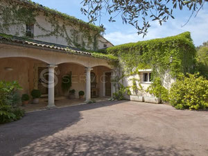 法国格拉斯别墅 — 来自开发商和业主的房地产搜索引擎 GEOLN.COM. 照片 6