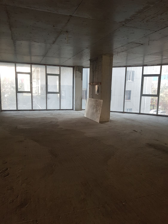 commercial space for sale — Find off-plan property or real estate resale directly from developers and owners GEOLN.COM. Photo 1