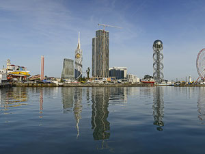 Нерухомість в Porta Batumi Tower — дивіться на пошуковику нерухомості GEOLN.COM. Фото 22