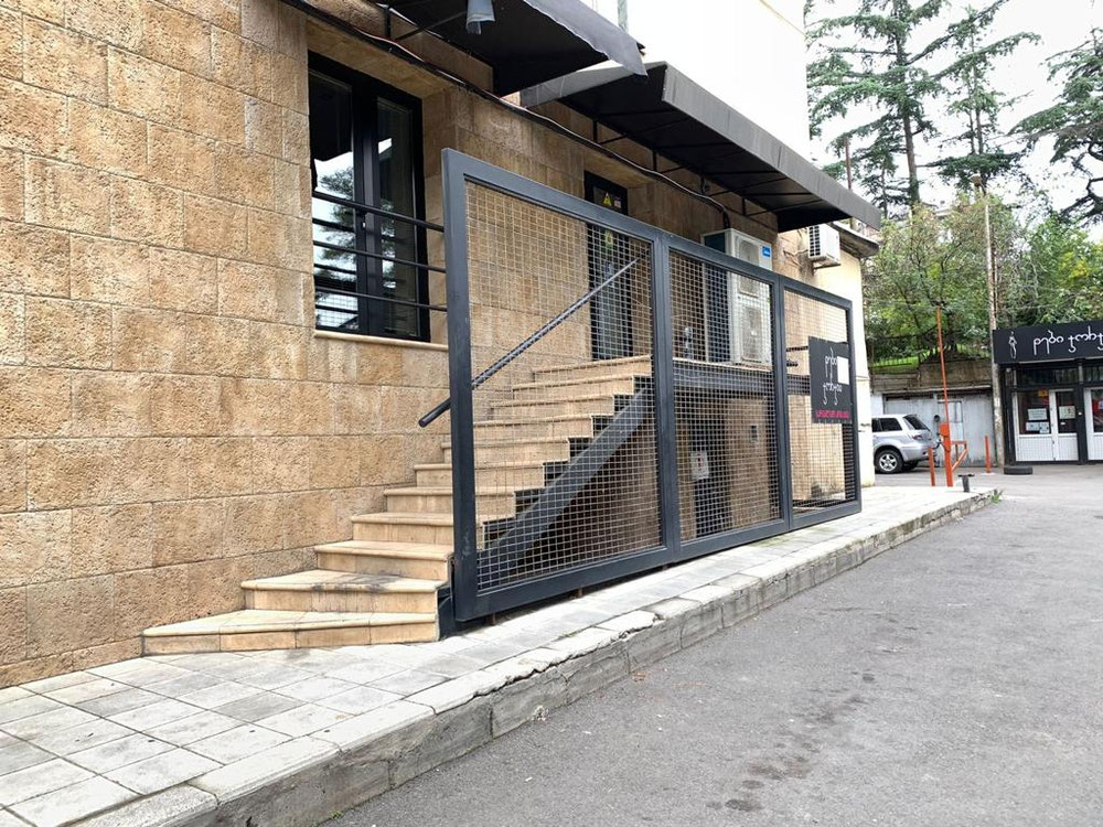 Продається комерційна площа — Пошуковик нерухомості від забудовників і власників GEOLN.COM. Фото 1